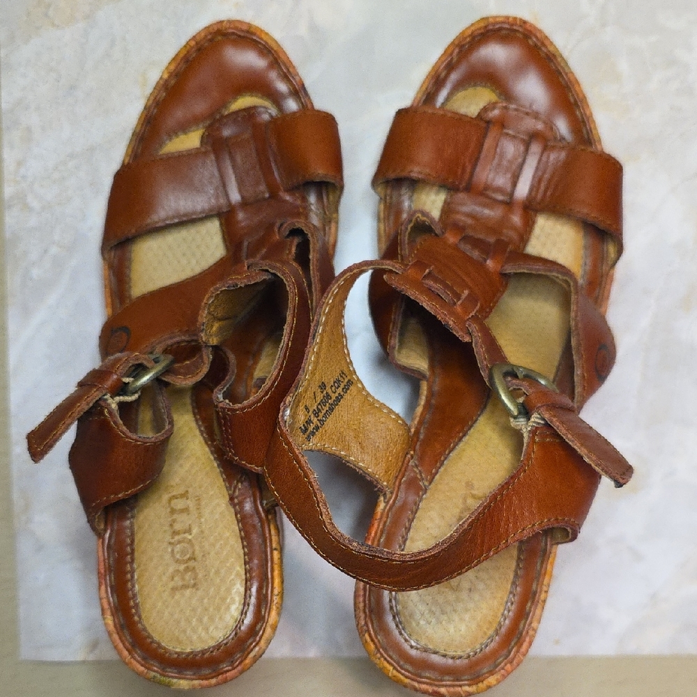 Born Brown Leather Wedge Shoes Floral Summer Resortwear Vacation Casual Size 8